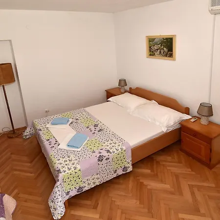Good * Makarska