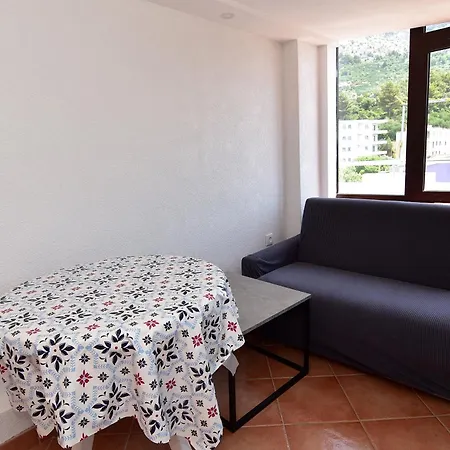 Lägenhet Good Makarska