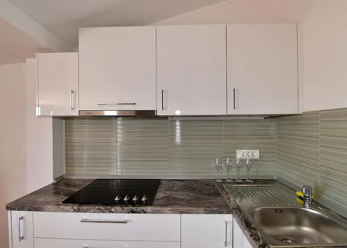 Good Apartament Makarska