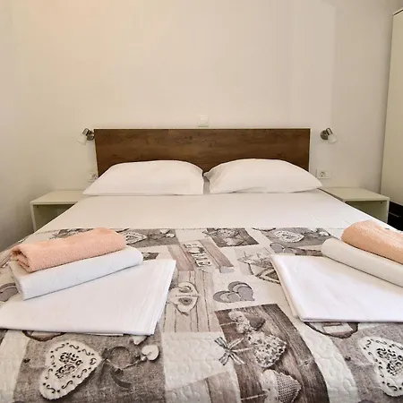 Good Apartment Makarska